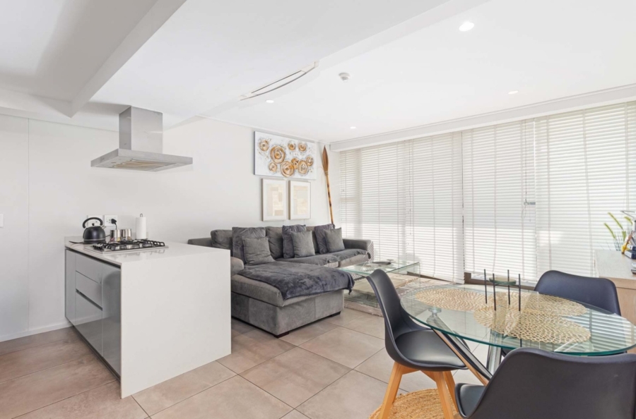 1 Bedroom Property for Sale in Green Point Western Cape